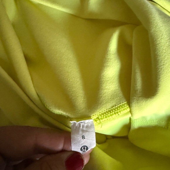 Lululemon - Picture 4 of 9